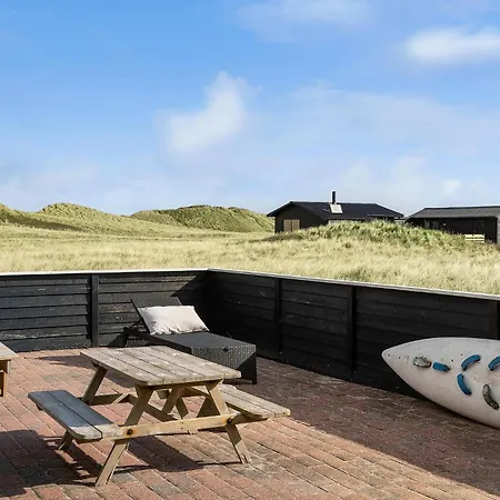 Gorgeous In With House A Panoramic View *