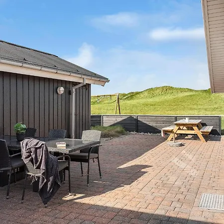 Front In With Sauna * Hjørring